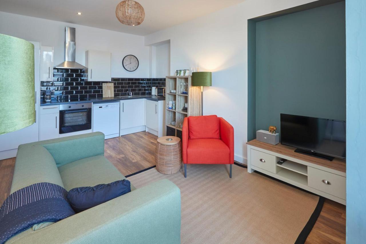 Apartment Host & - Abbey Nest Whitby
